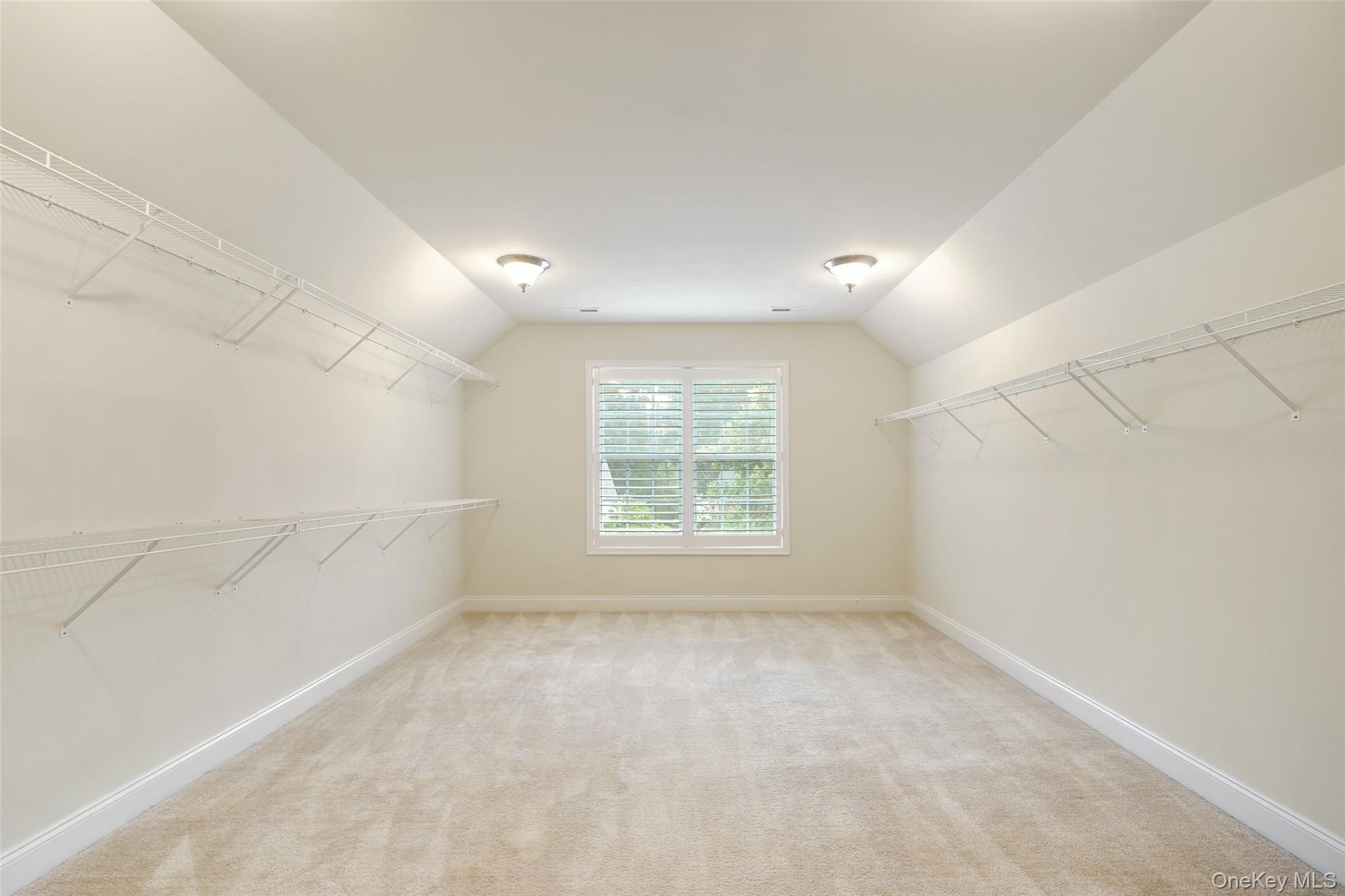 14 Chestnut Street, Hopewell Junction, NY 12533