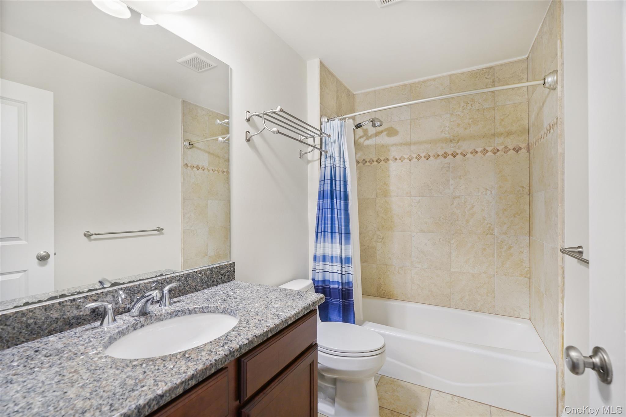 14 Chestnut Street, Hopewell Junction, NY 12533