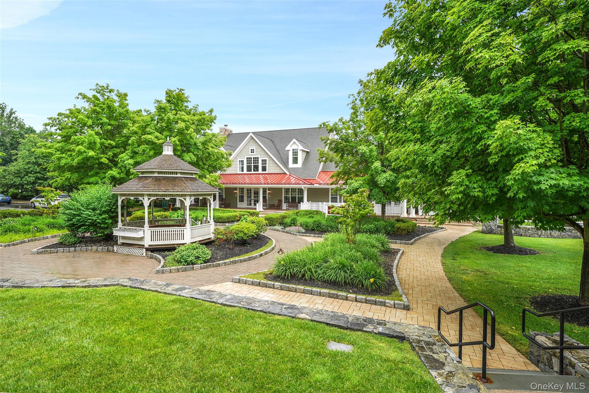 14 Chestnut Street, Hopewell Junction, NY 12533