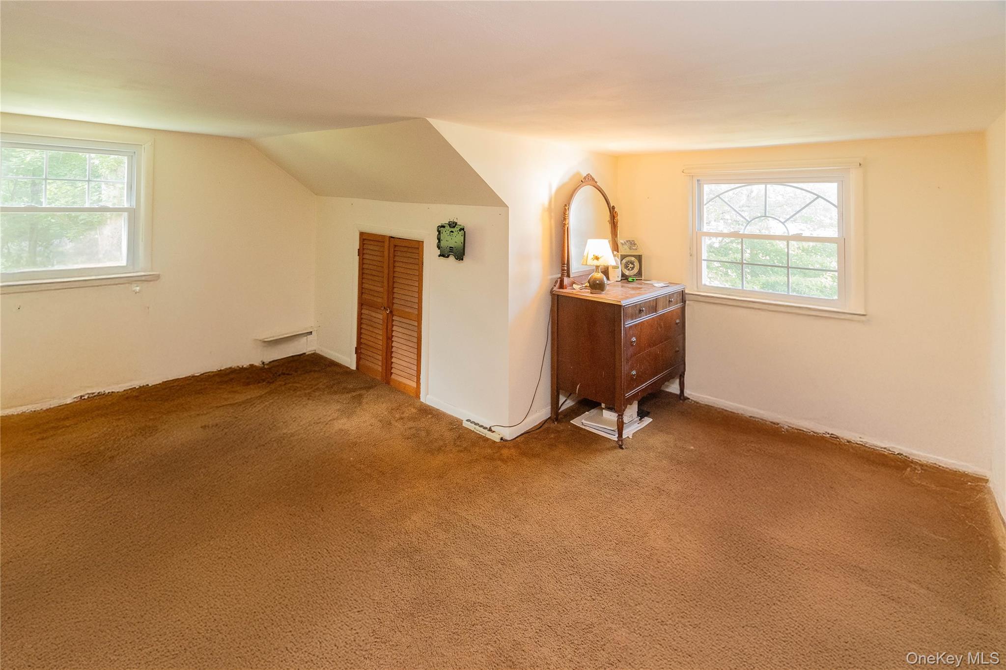 513 Roberts Court, Hurley, NY 12443