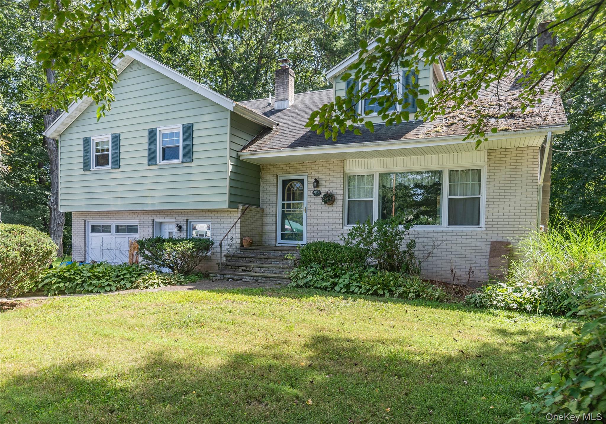 513 Roberts Court, Hurley, NY 12443