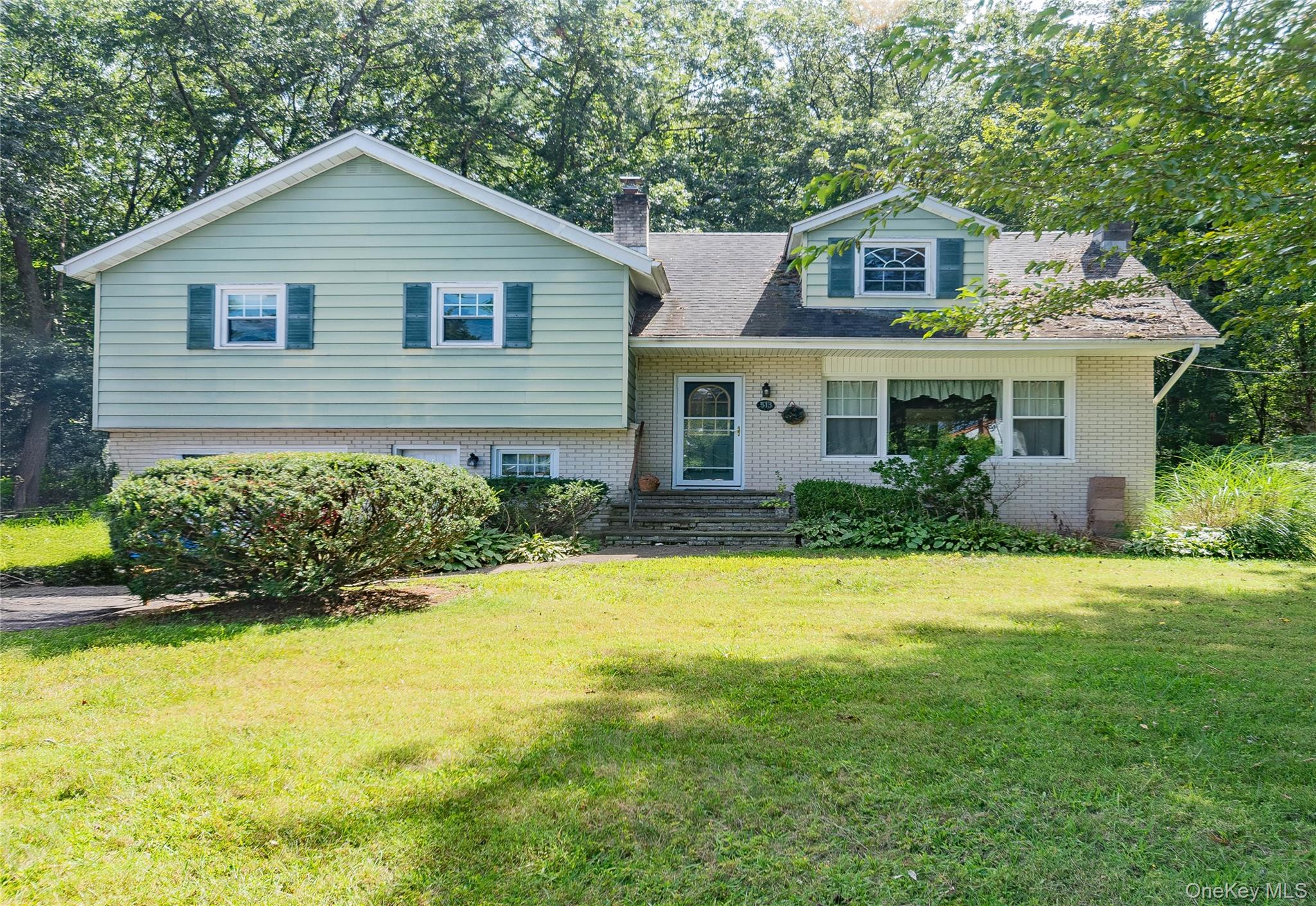513 Roberts Court, Hurley, NY 12443