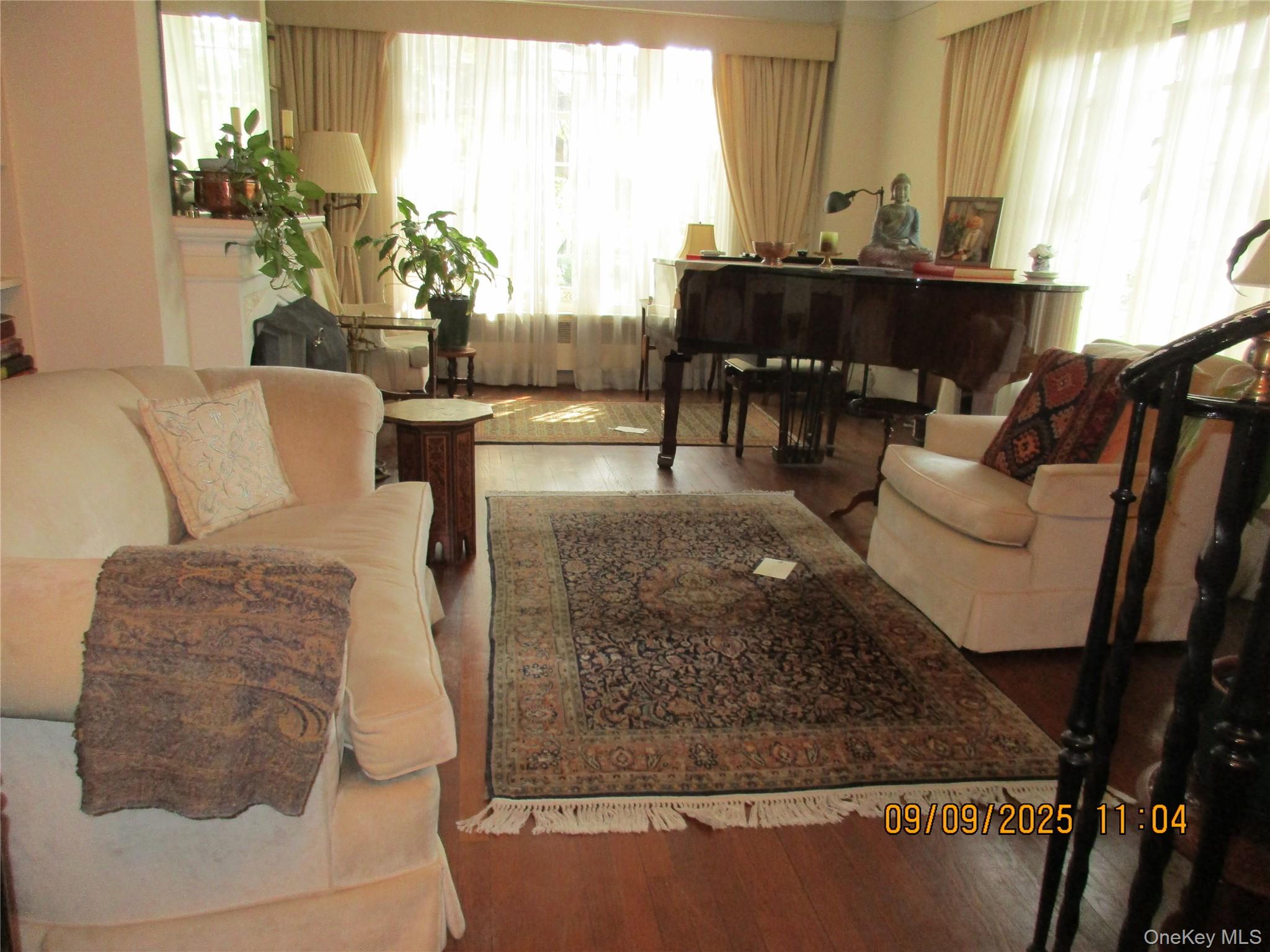 20 continental Avenue # 2R, Forest Hills, NY 11375