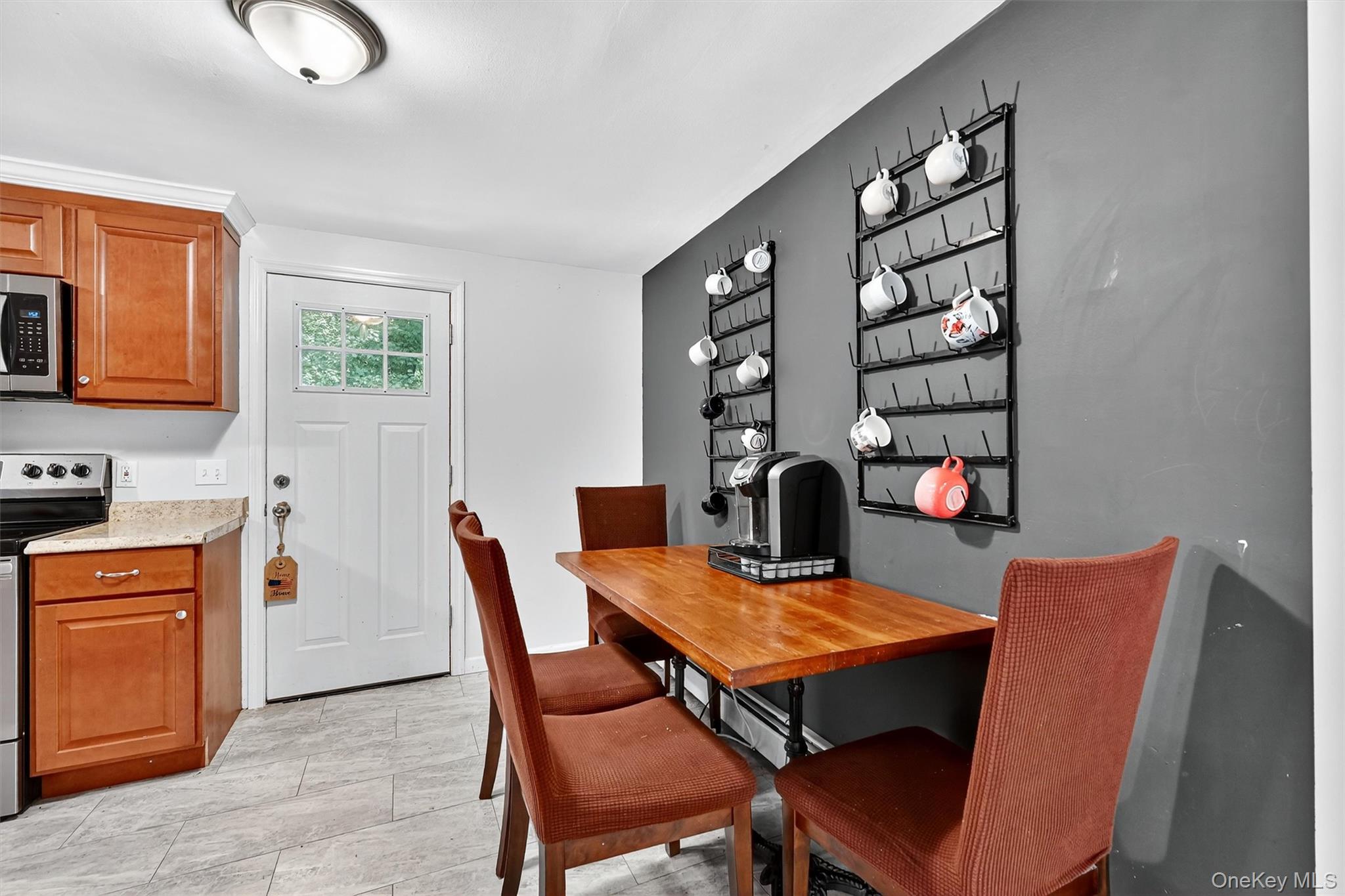 6 Tice Lane, Middletown, NY 10941