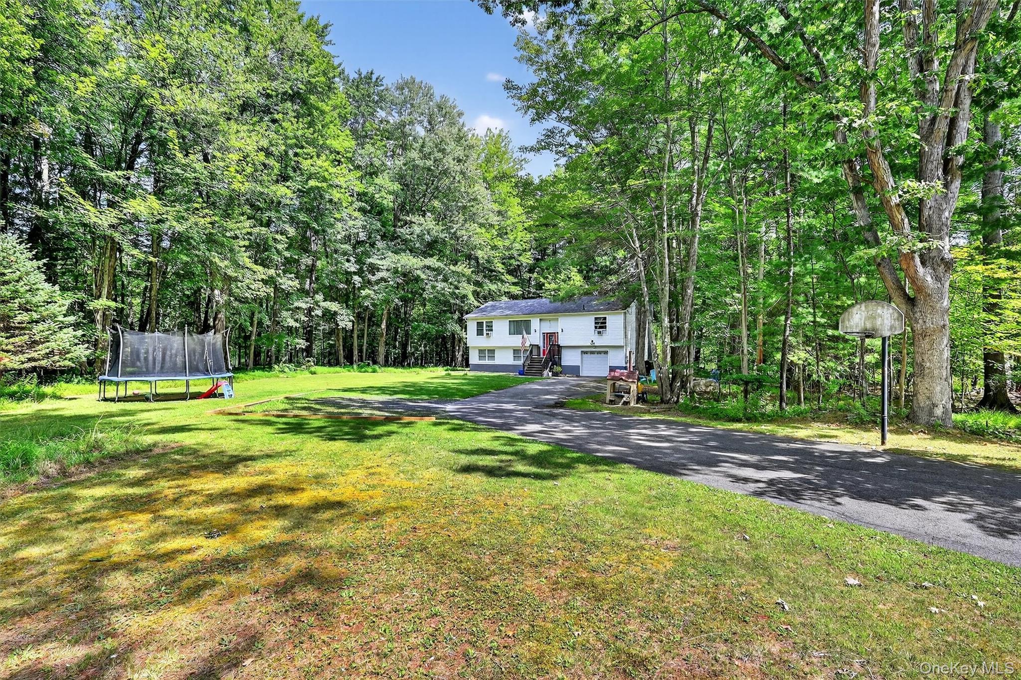 6 Tice Lane, Middletown, NY 10941