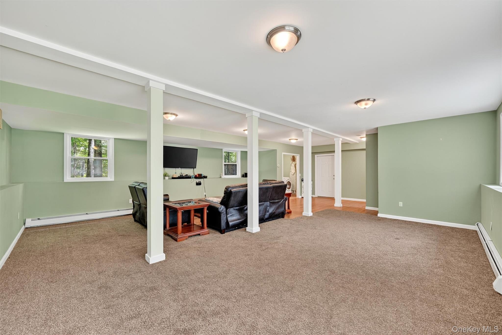 6 Tice Lane, Middletown, NY 10941