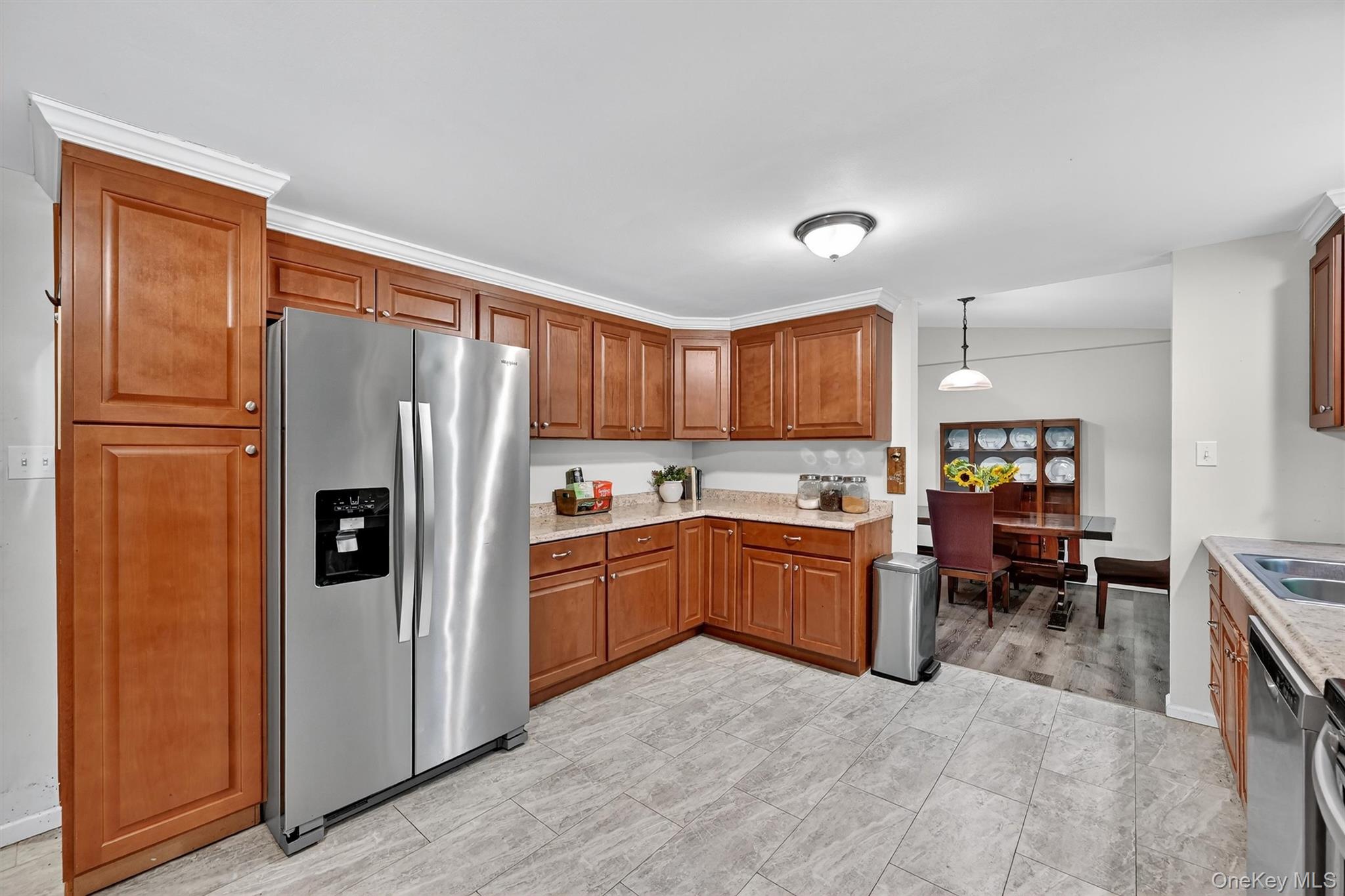 6 Tice Lane, Middletown, NY 10941