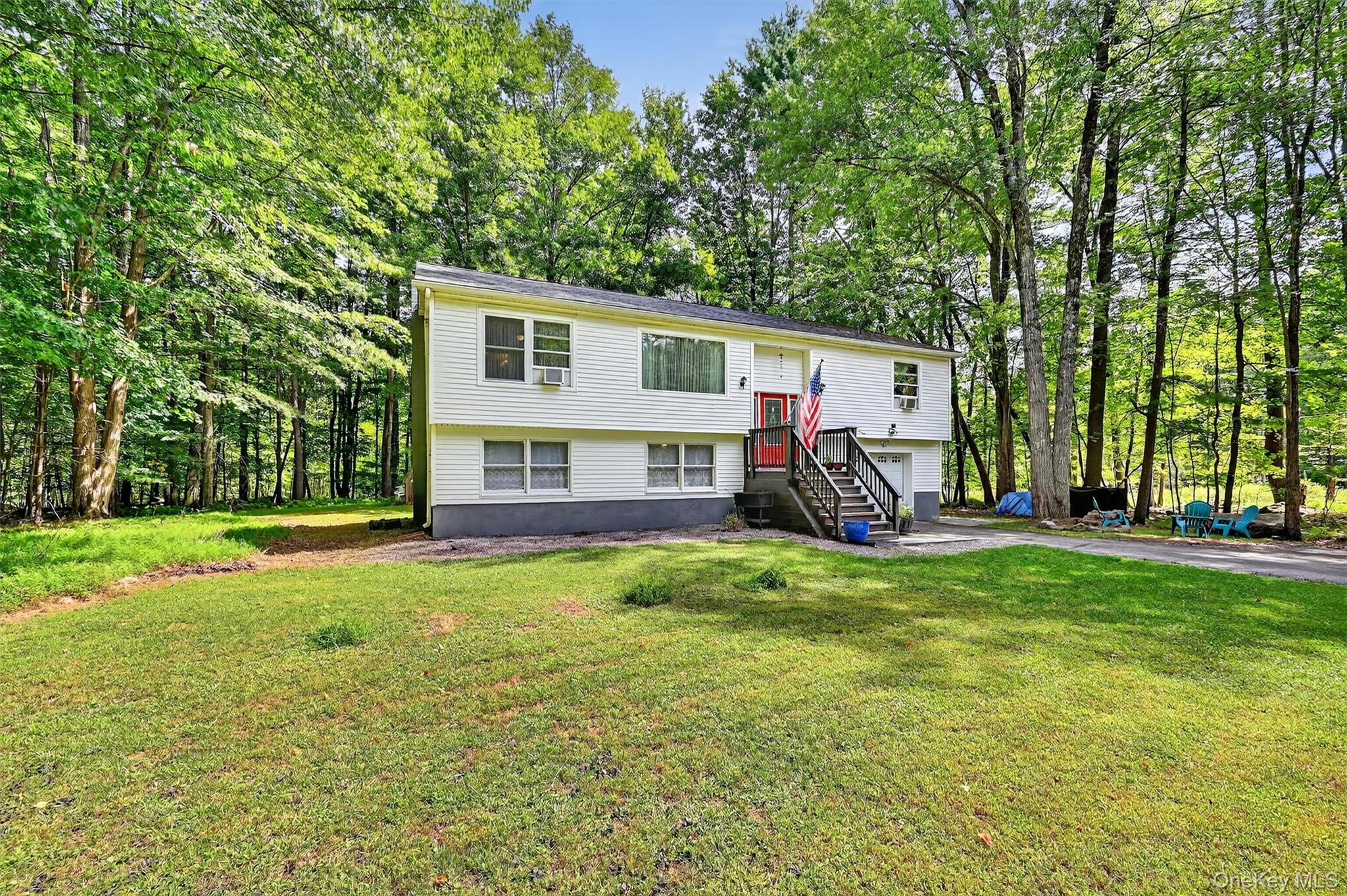 6 Tice Lane, Middletown, NY 10941