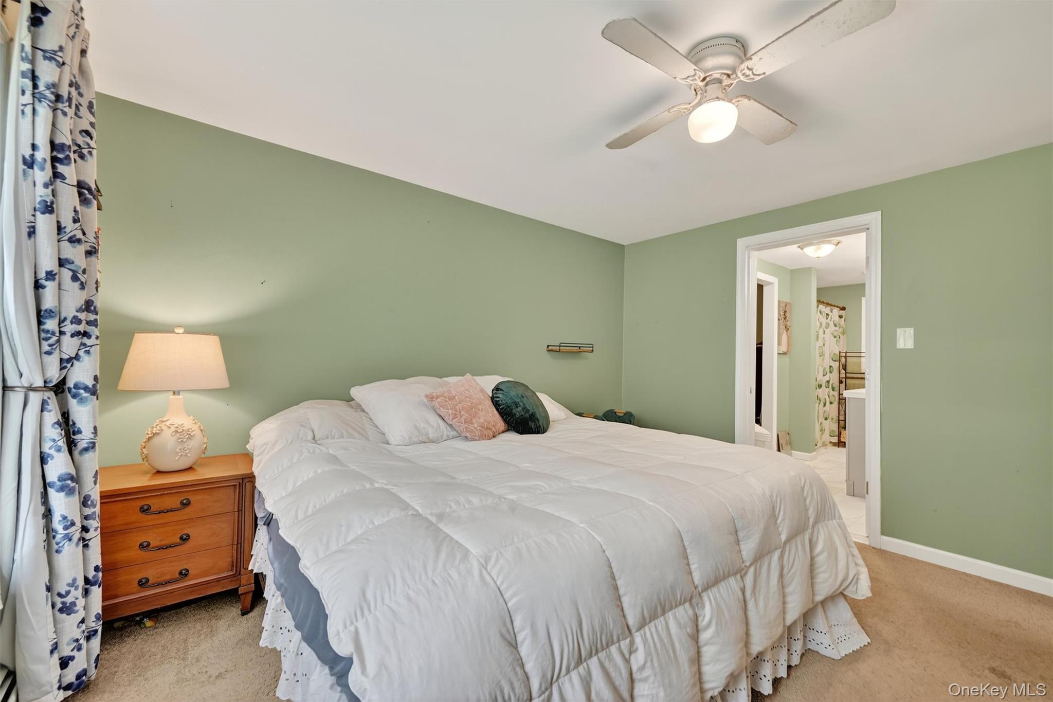 6 Tice Lane, Middletown, NY 10941