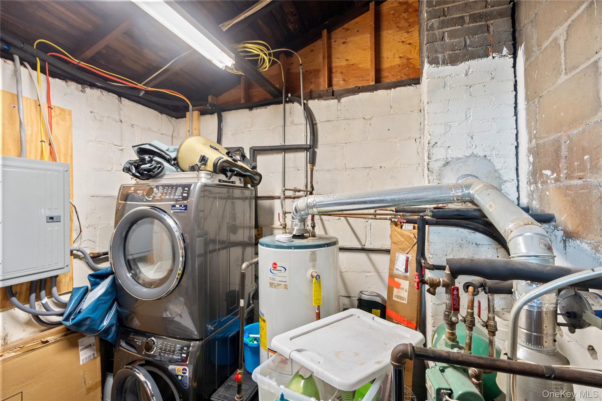 20 Ackerson Street, Bay Shore, NY 11706