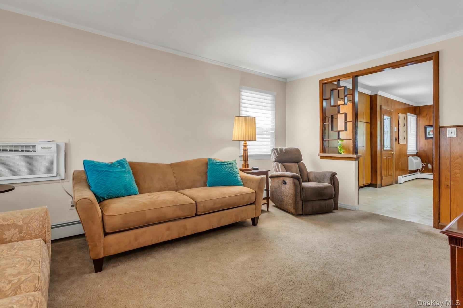 19 Timber Road, Glen Cove, NY 11542