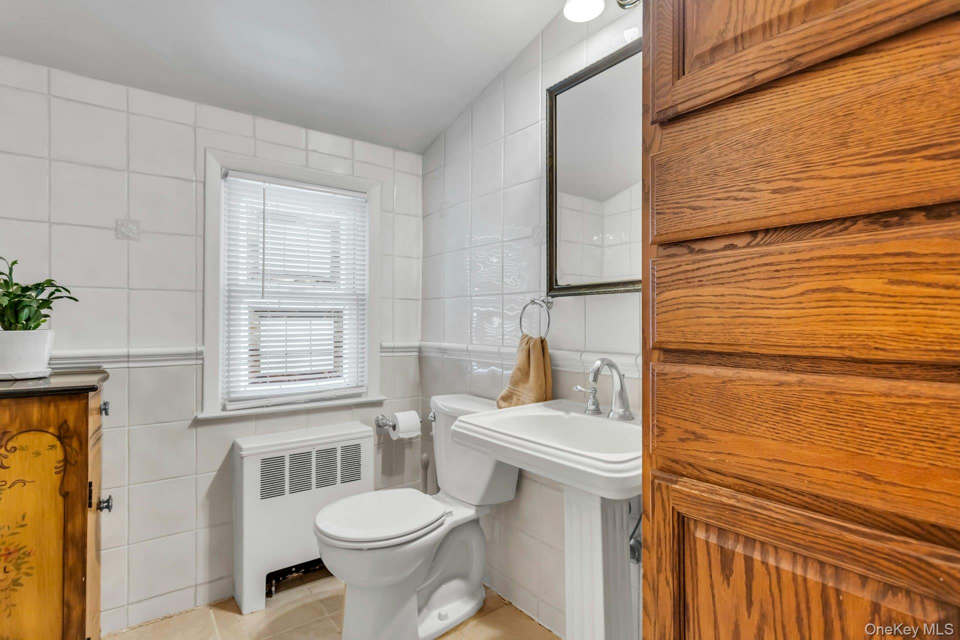 19 Timber Road, Glen Cove, NY 11542