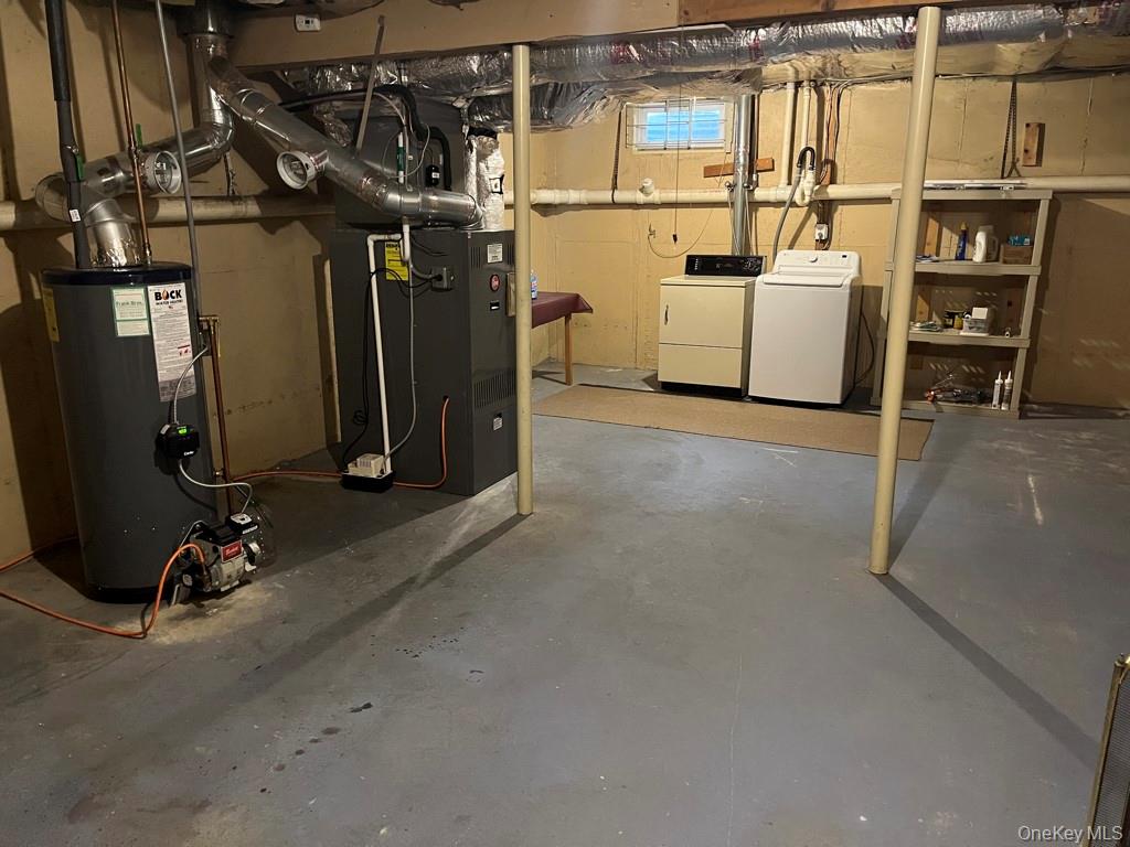 14 Franklin Commons, Yaphank, NY 11980