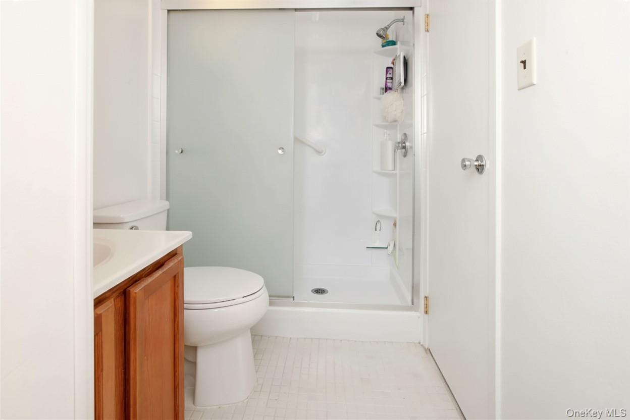 14 Franklin Commons, Yaphank, NY 11980