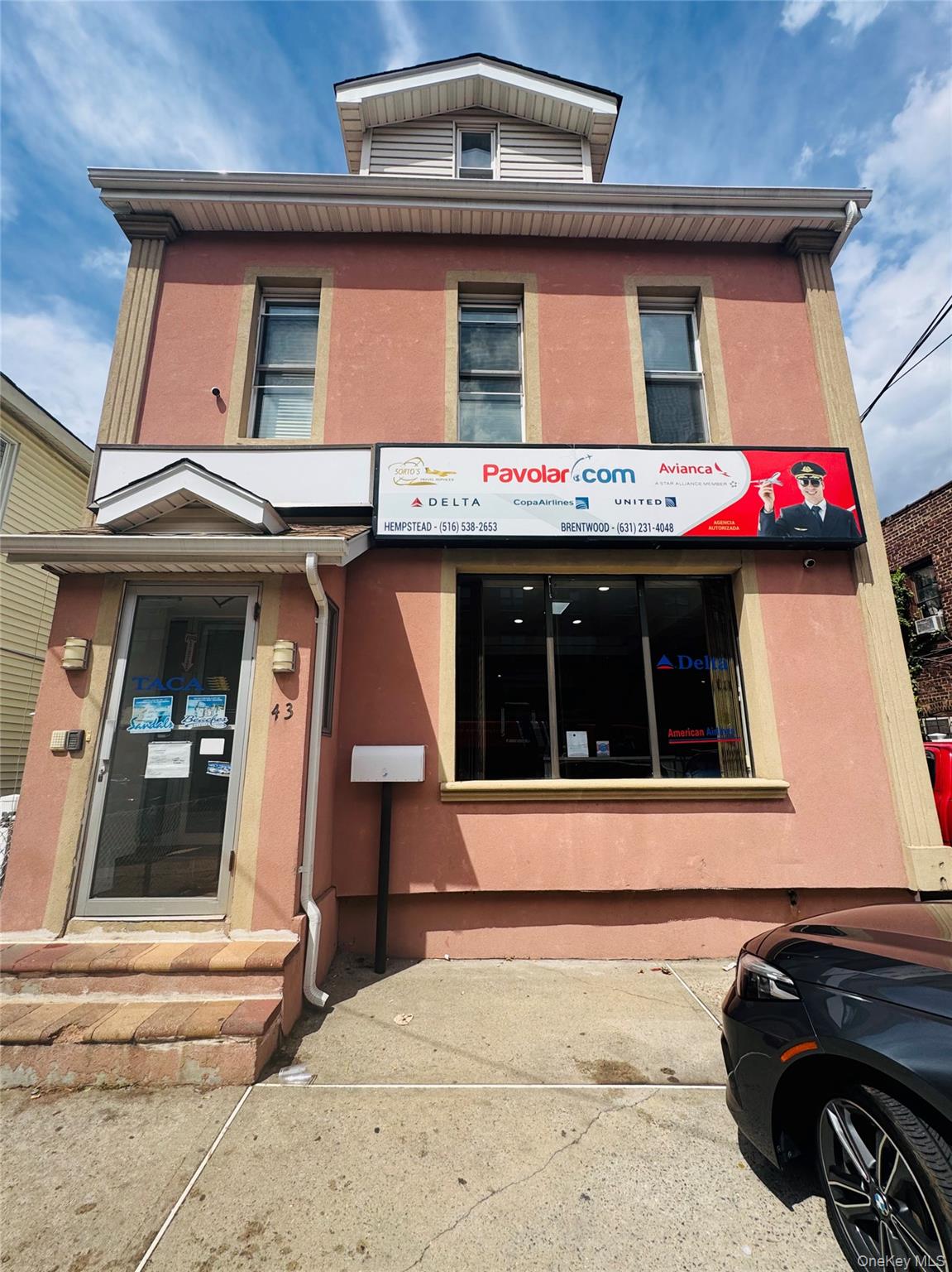 43 W Columbia Street, Hempstead, NY 11550