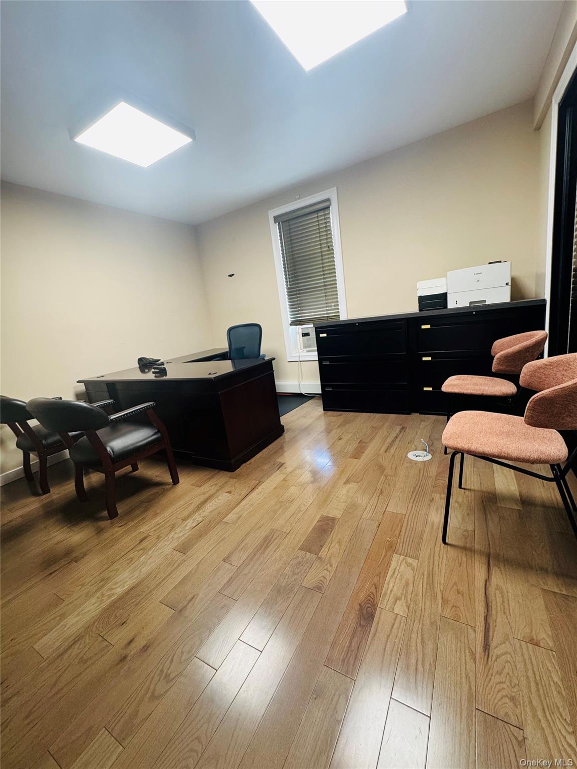 43 W Columbia Street, Hempstead, NY 11550