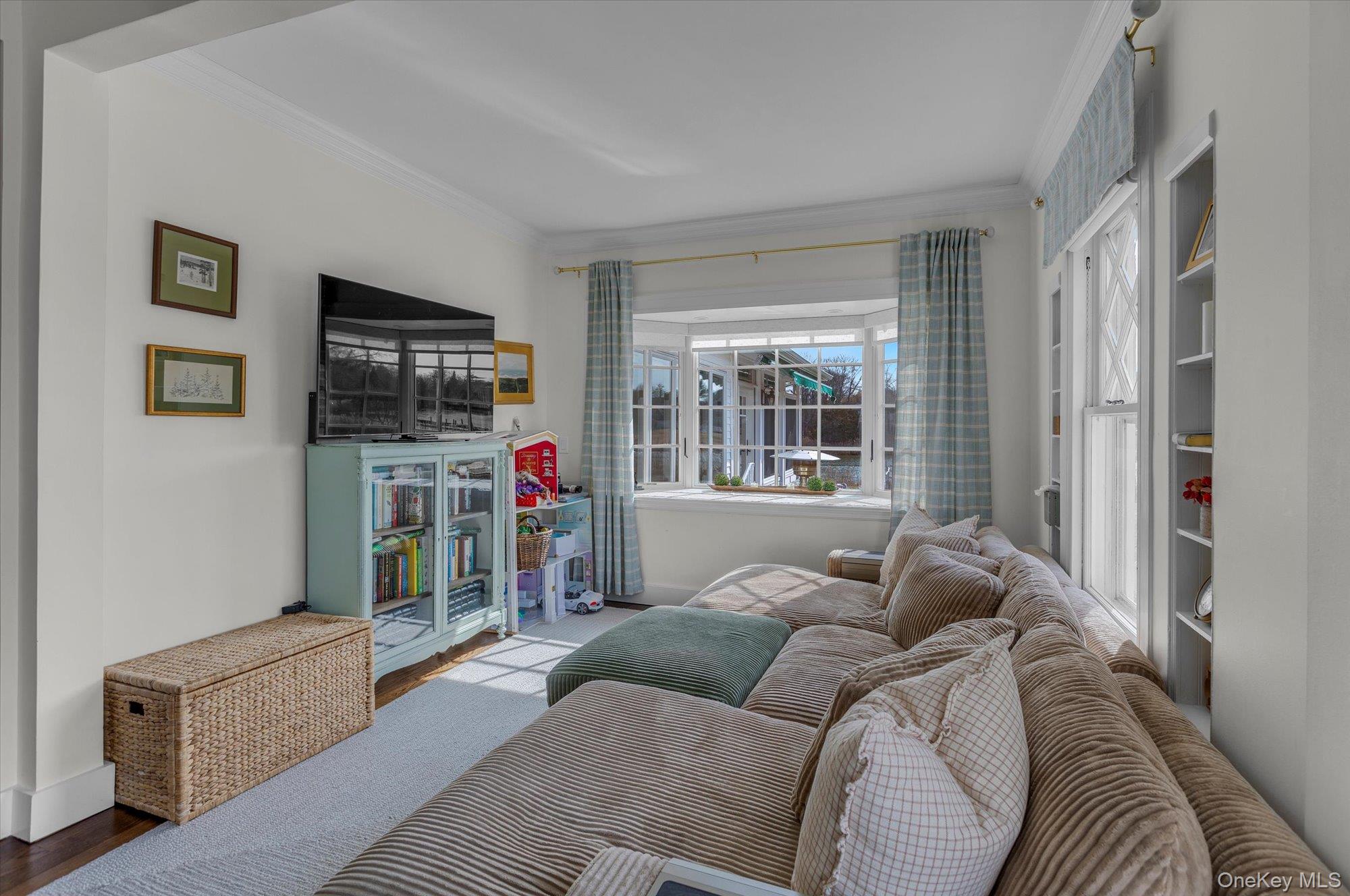 67 Lake Avenue, Center Moriches, NY 11934