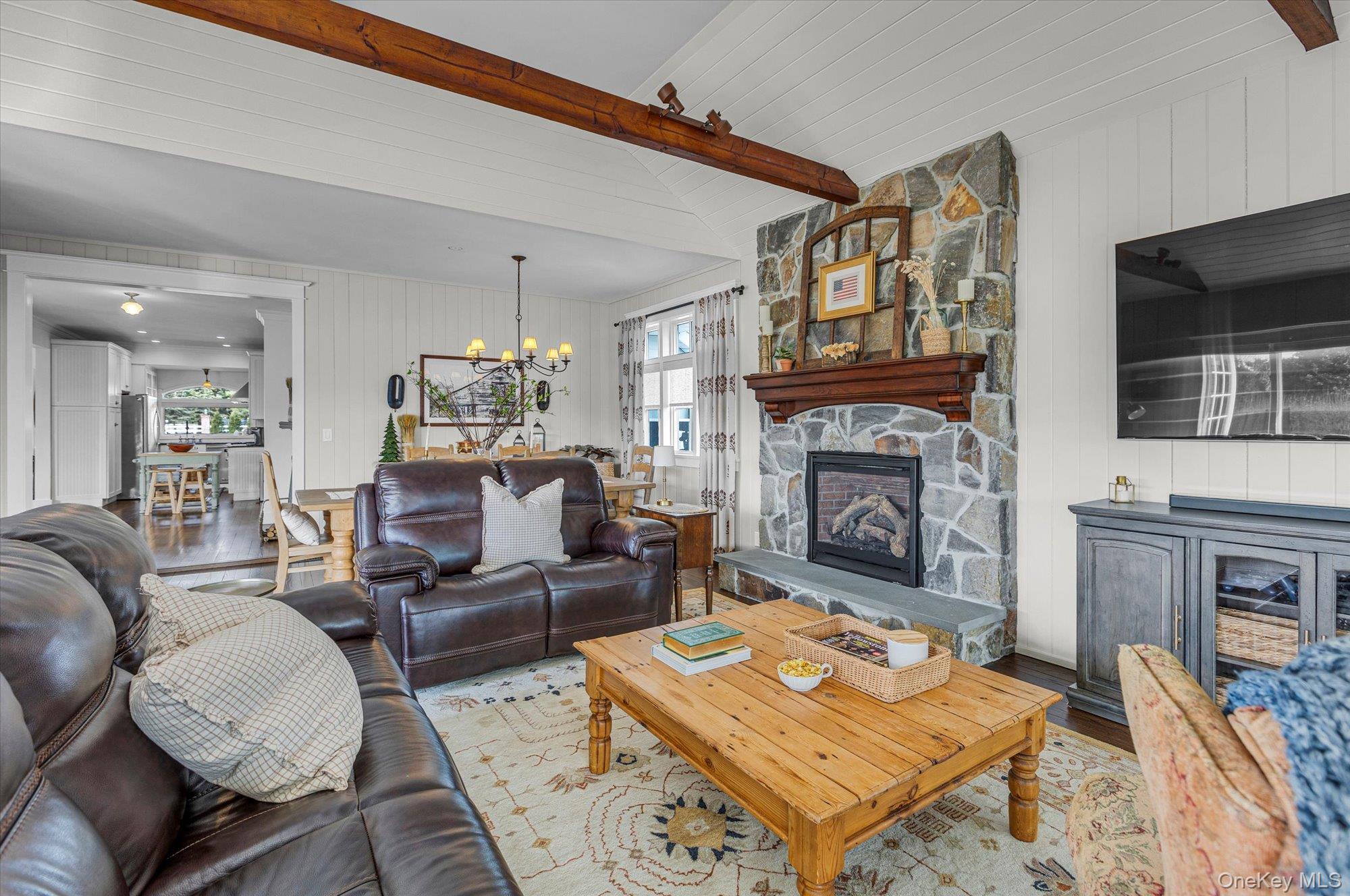 67 Lake Avenue, Center Moriches, NY 11934