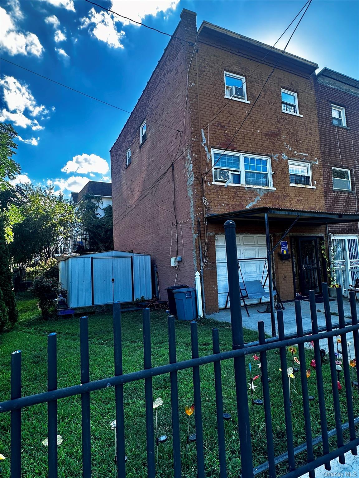 2286 Lacombe Avenue, Bronx, NY 10473