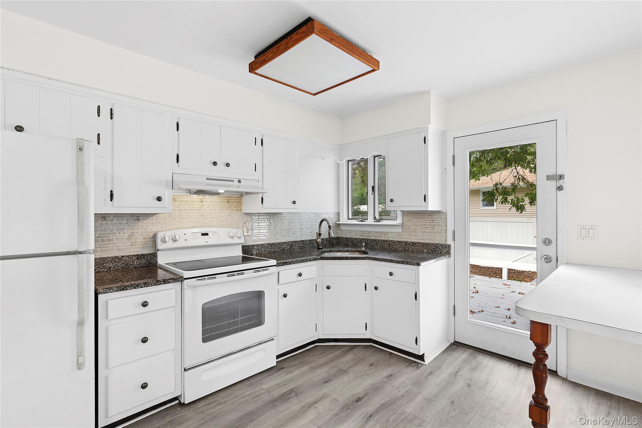 29 Linda Avenue, Aquebogue, NY 11931