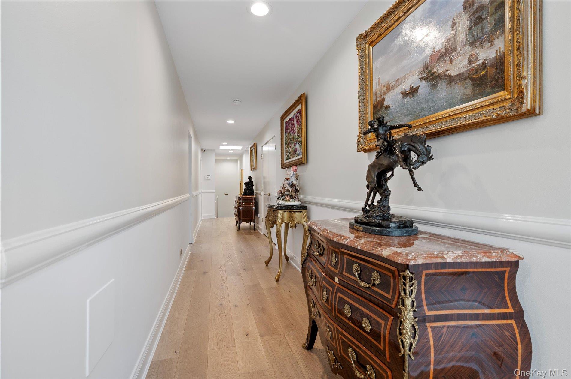 9 Scenic View Court, Dix Hills, NY 11746