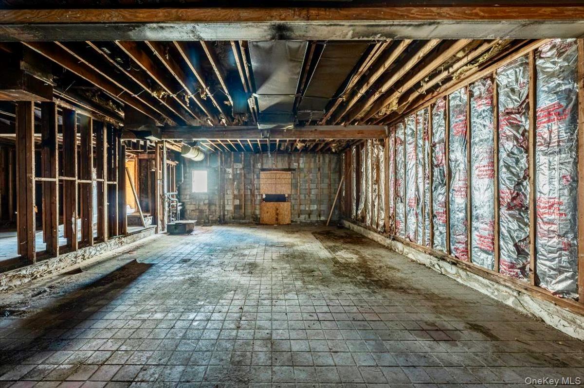 107-109 Broadway # 107, Hicksville, NY 11801