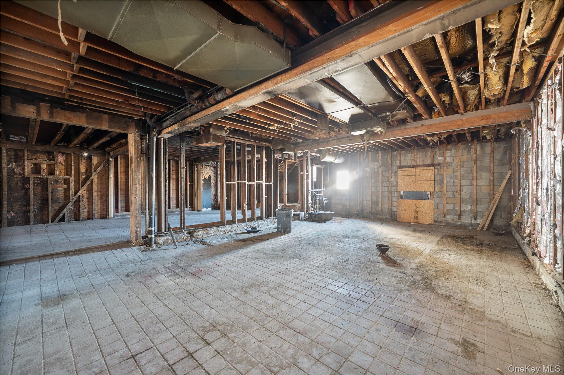 107-109 Broadway # 107, Hicksville, NY 11801