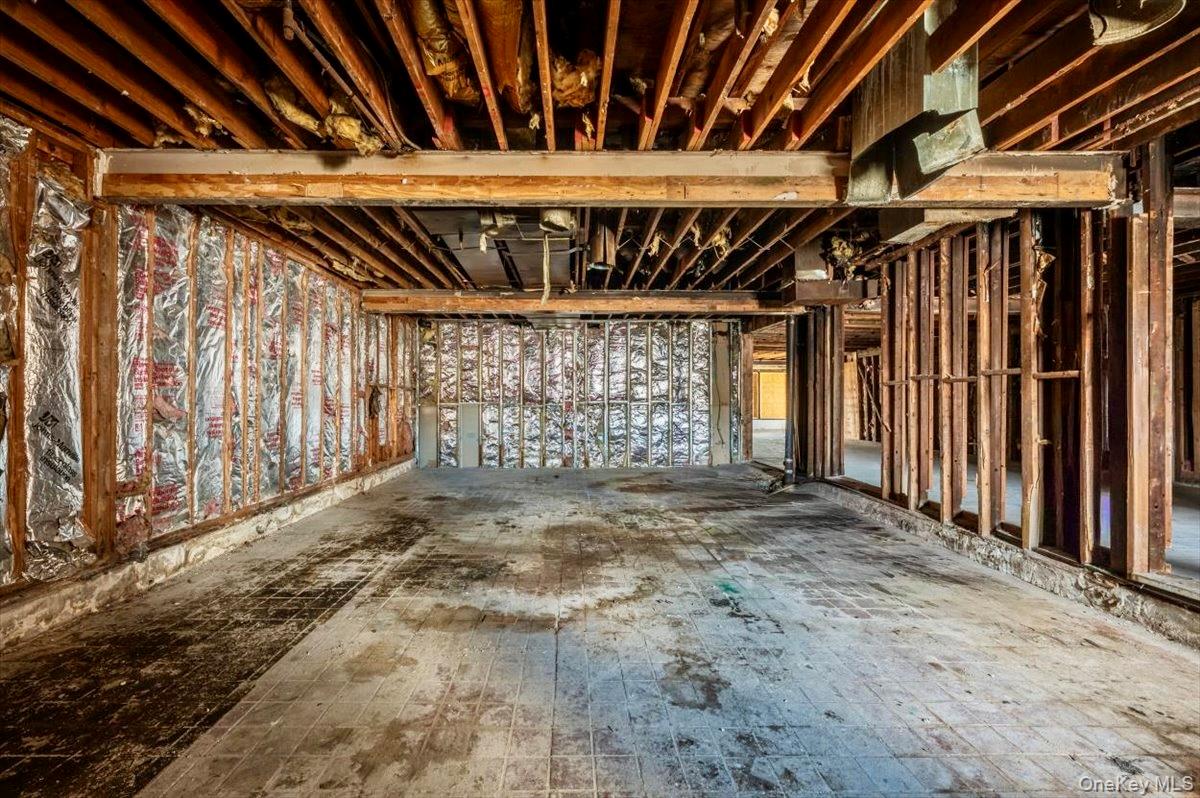 107-109 Broadway # 107, Hicksville, NY 11801