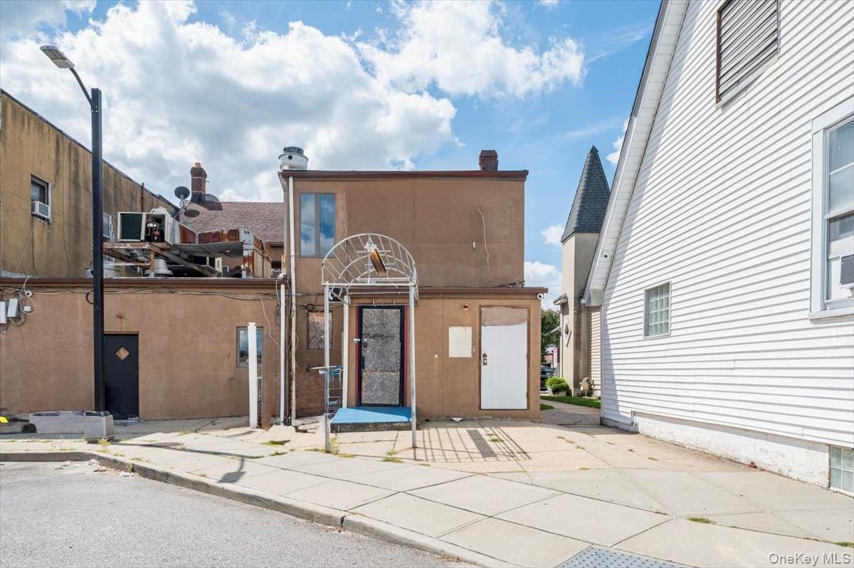 107-109 Broadway # 107, Hicksville, NY 11801