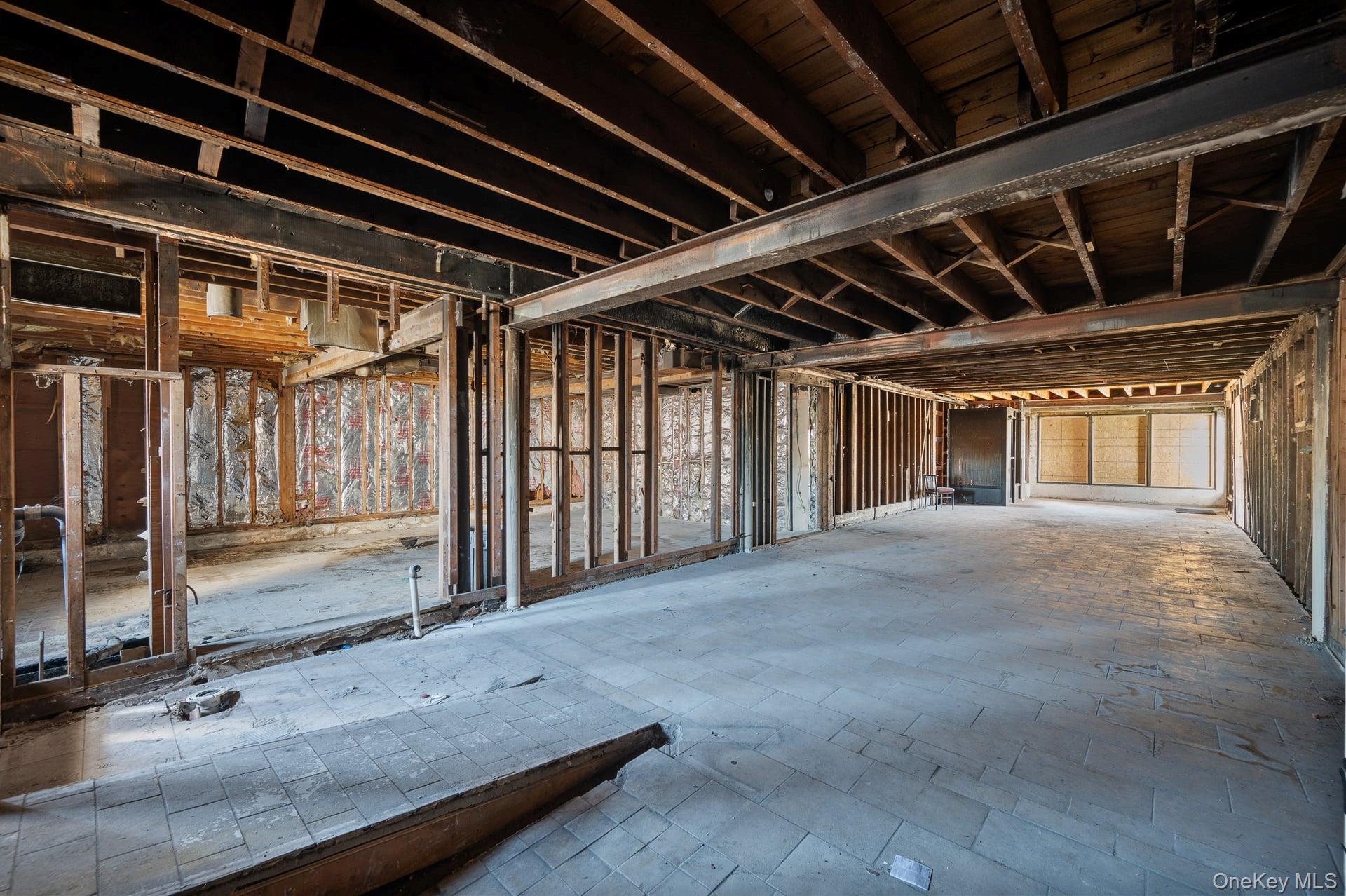 107-109 Broadway # 107, Hicksville, NY 11801