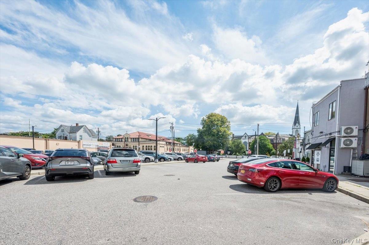 107-109 Broadway # 107, Hicksville, NY 11801