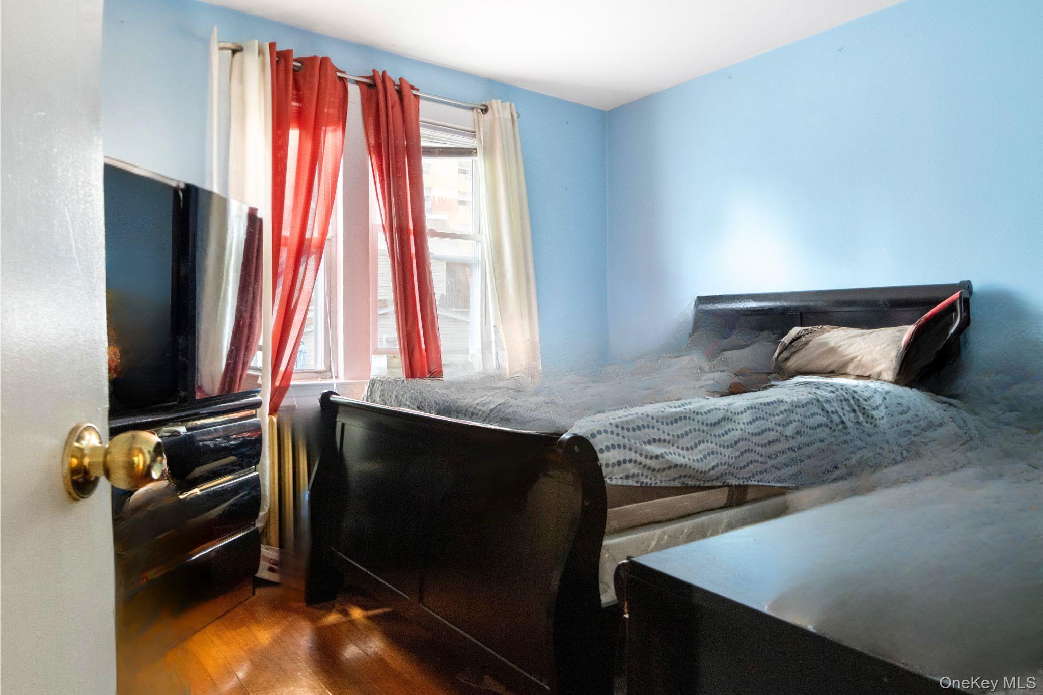 14 S Terrace Avenue, Mount Vernon, NY 10550