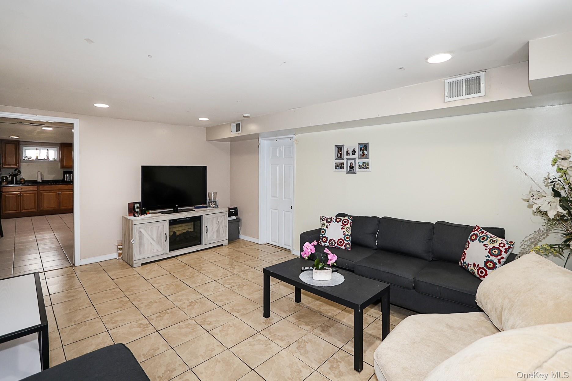 60 Voorhis Drive, Brentwood, NY 11717