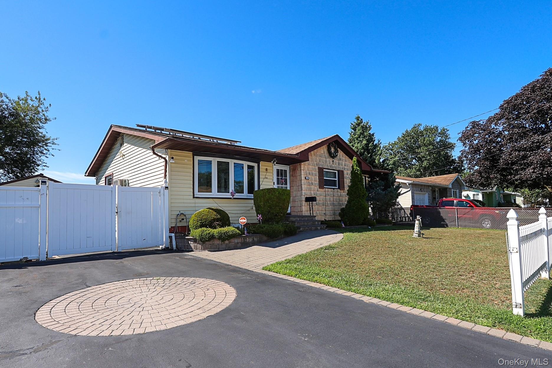 60 Voorhis Drive, Brentwood, NY 11717
