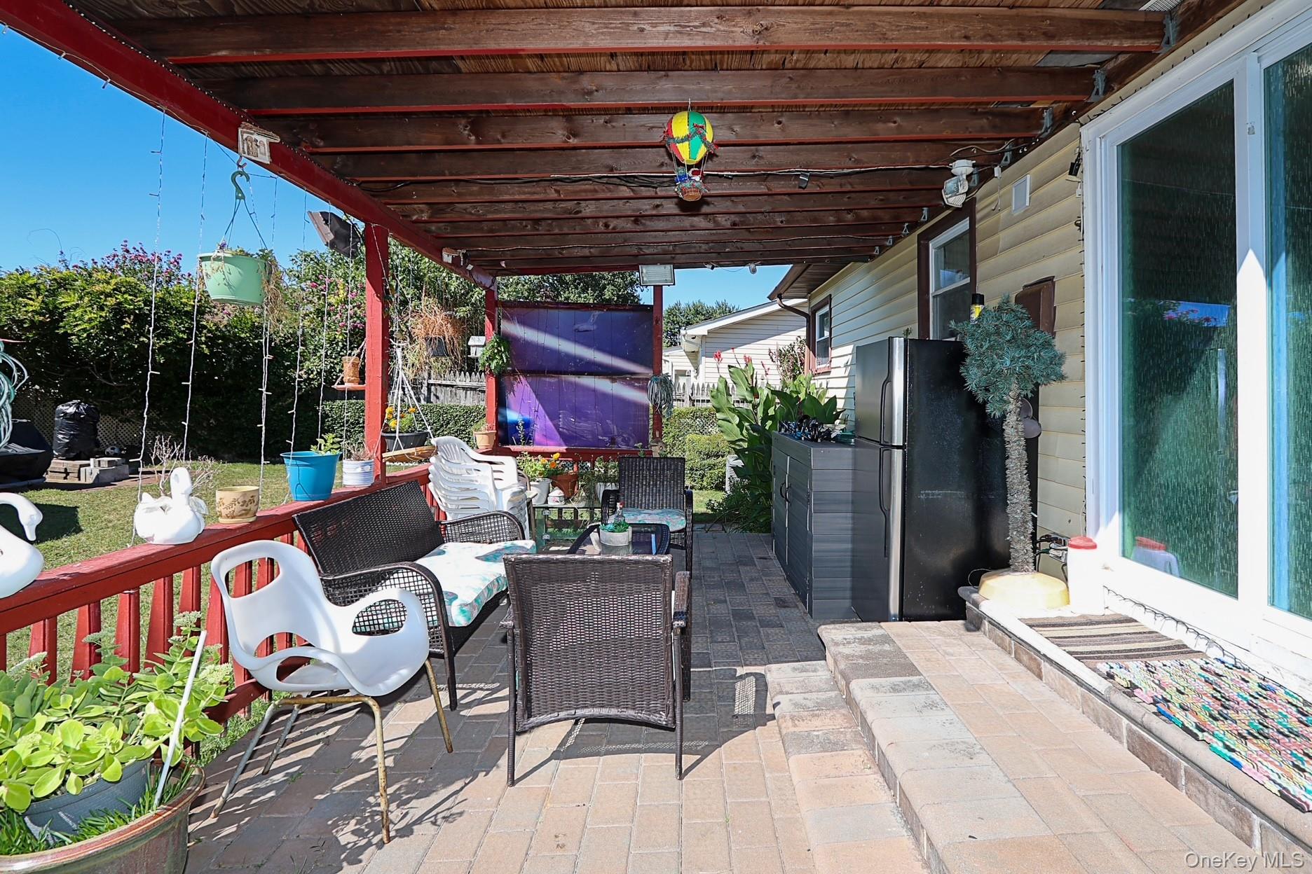 60 Voorhis Drive, Brentwood, NY 11717