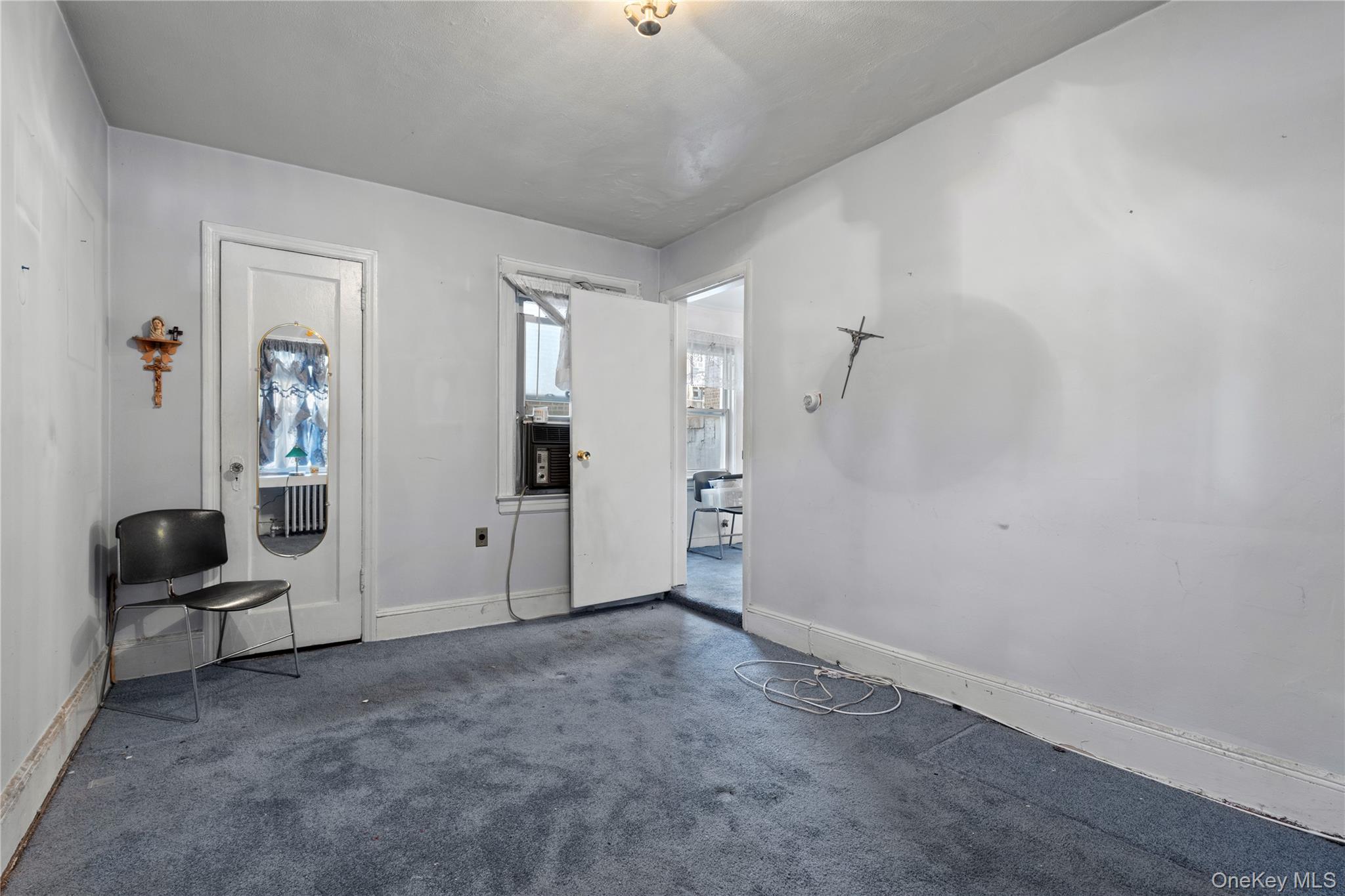 64-41 Wetherole Street, Rego Park, NY 11374