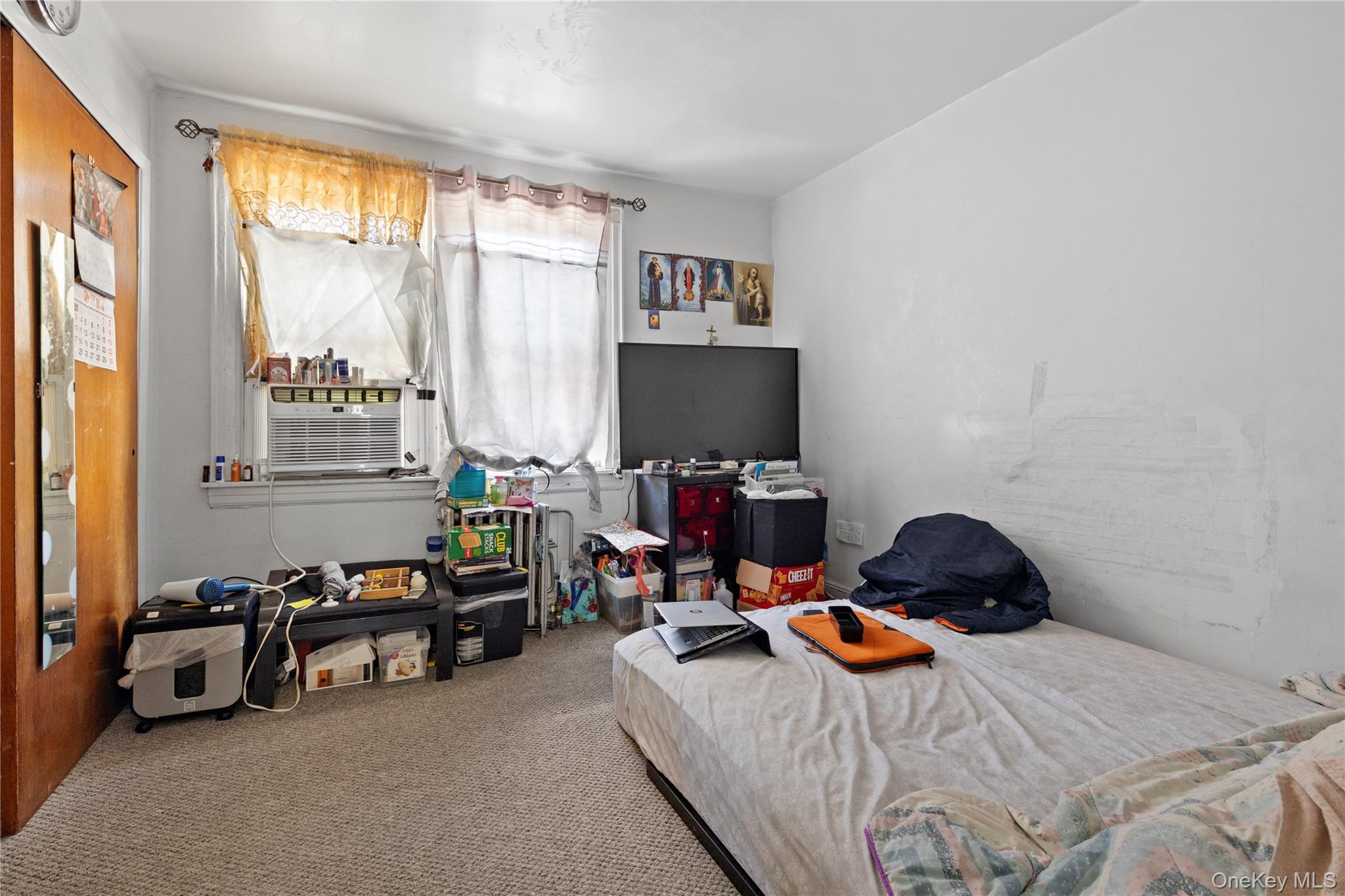 64-41 Wetherole Street, Rego Park, NY 11374