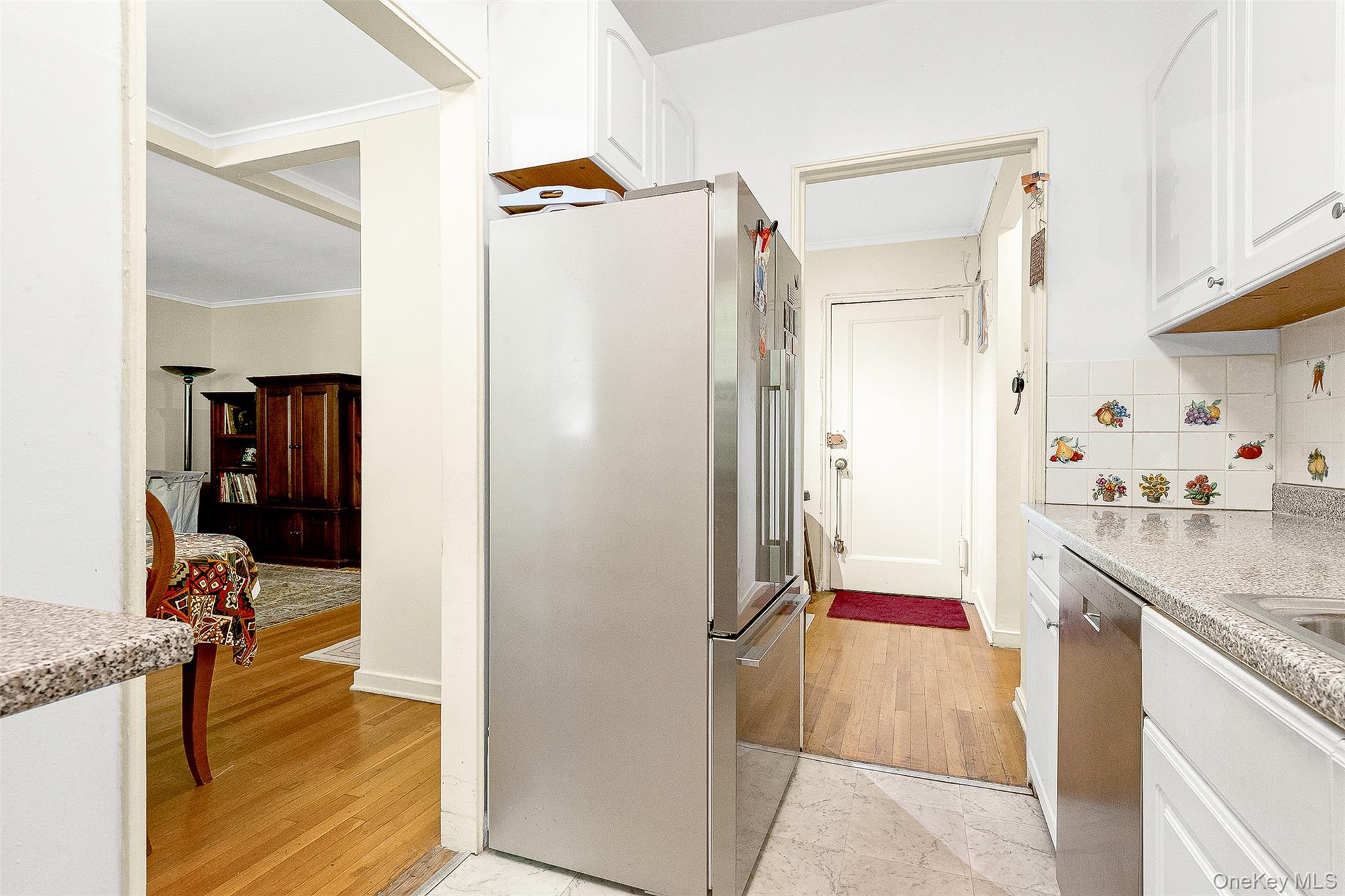 67-66 108th Street # D43, Forest Hills, NY 11375