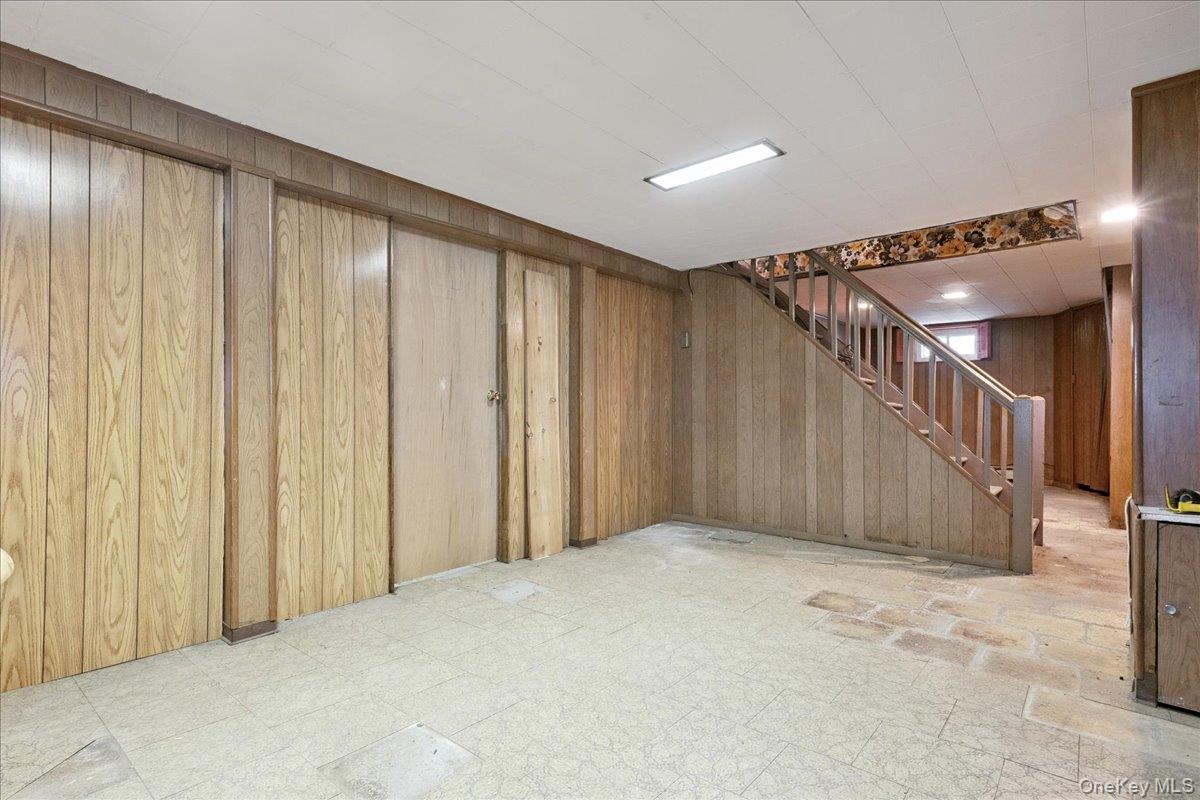 107 Atlantic Avenue, New Hyde Park, NY 11040