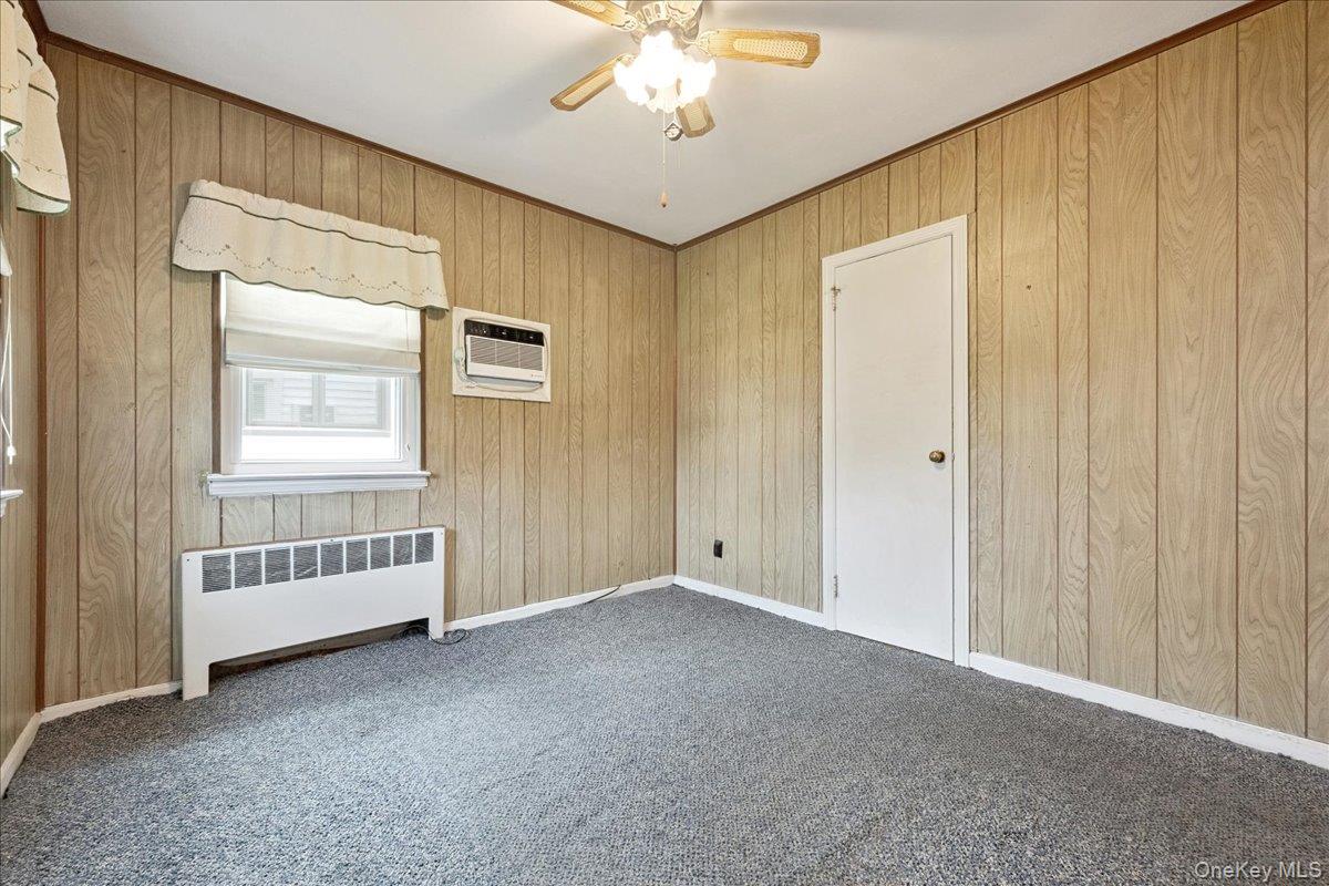 107 Atlantic Avenue, New Hyde Park, NY 11040