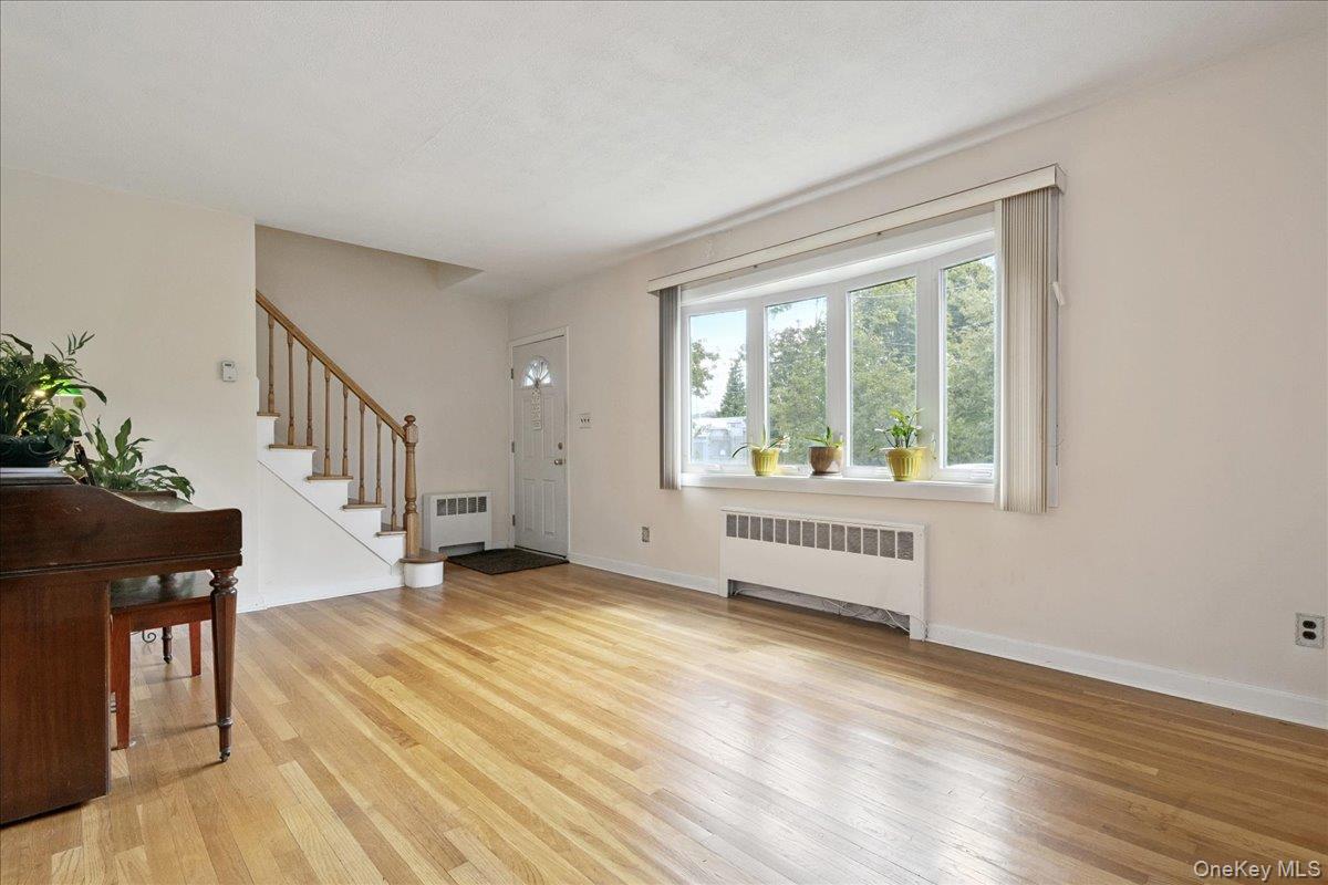 107 Atlantic Avenue, New Hyde Park, NY 11040