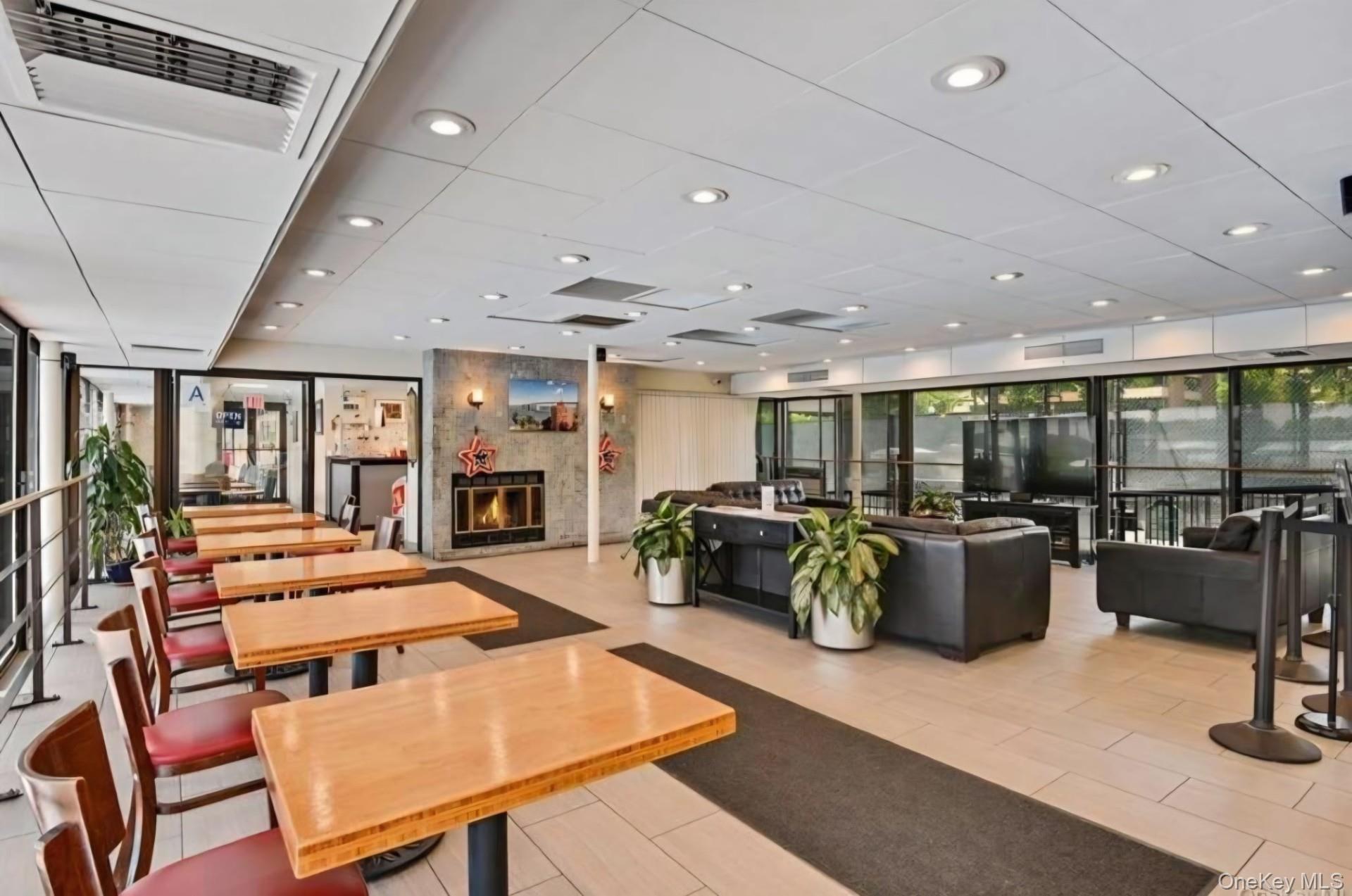 724 166th Street # 5D, Beechhurst, NY 11357