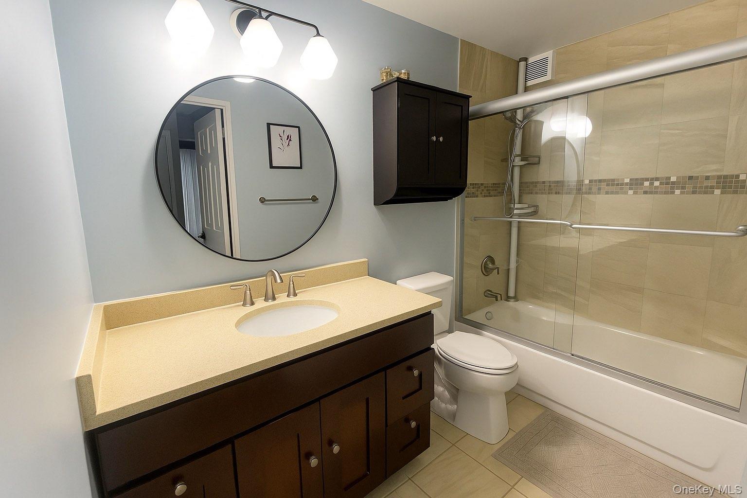 724 166th Street # 5D, Beechhurst, NY 11357