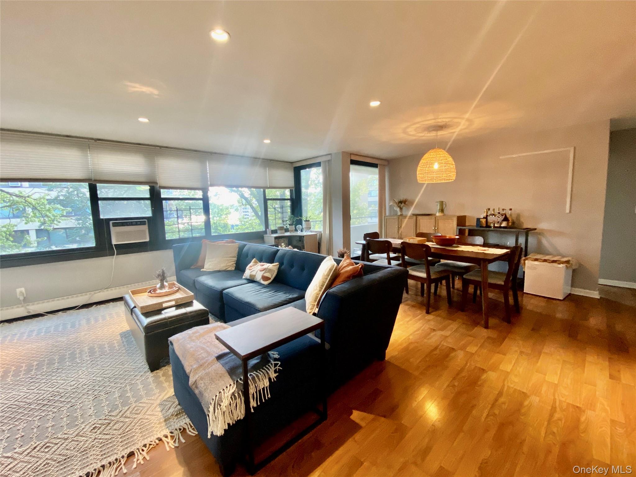 724 166th Street # 5D, Beechhurst, NY 11357