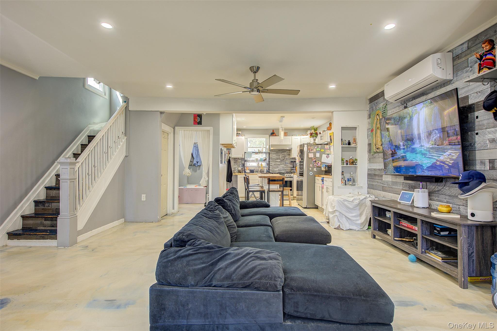 21607 110th Avenue, Queens Village, NY 11429