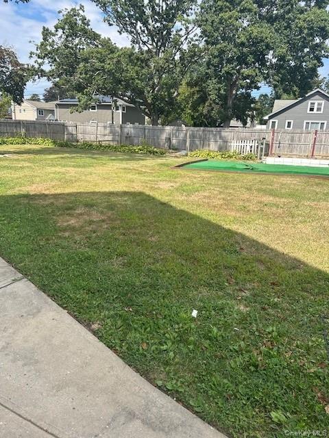 309 S Broadway # 2 - Upper Level, Lindenhurst, NY 11757