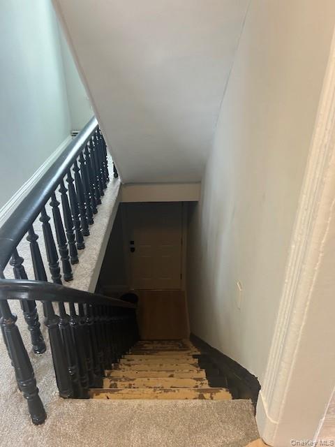 309 S Broadway # 2 - Upper Level, Lindenhurst, NY 11757