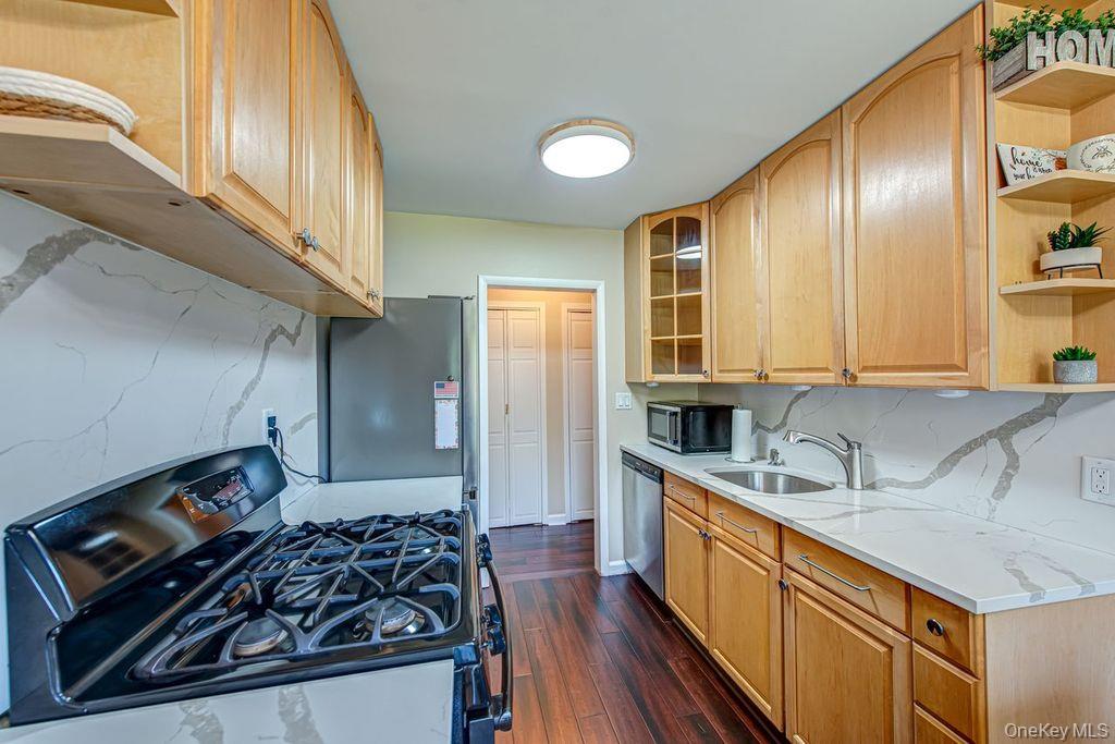 365 Route 111 # A4, Smithtown, NY 11787