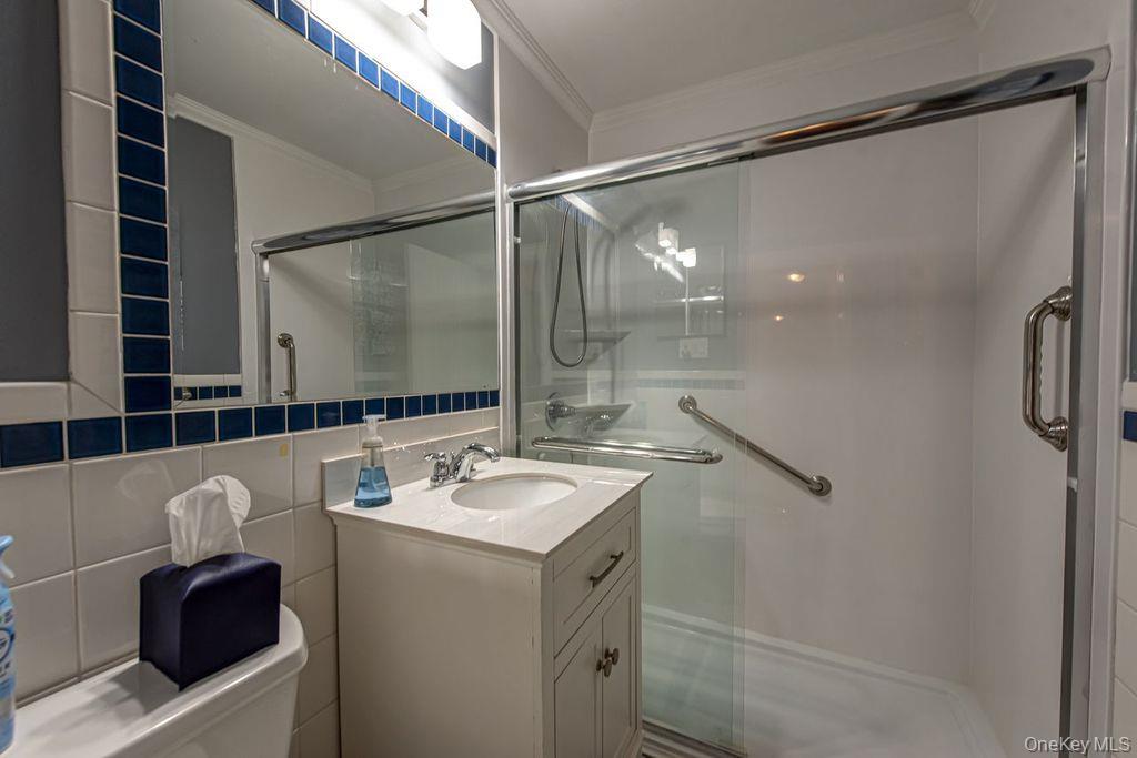 365 Route 111 # A4, Smithtown, NY 11787