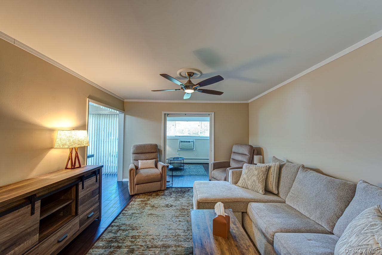 365 Route 111 # A4, Smithtown, NY 11787